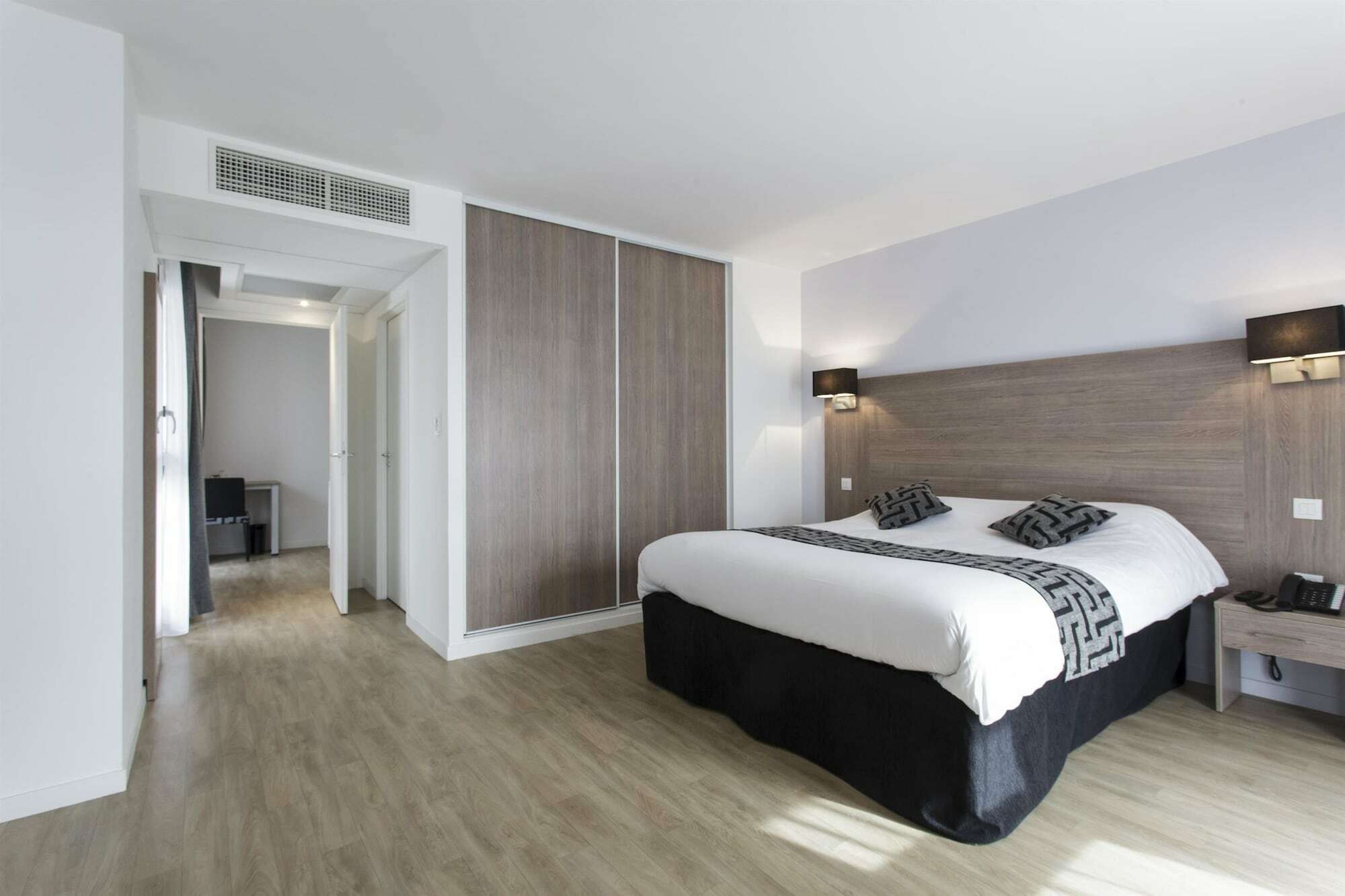 Tulip Inn Massy Palaiseau - Residence Екстериор снимка